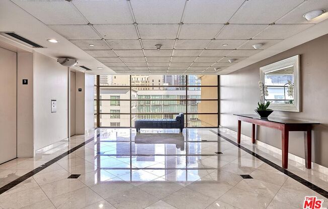 600 W. 9th Street
