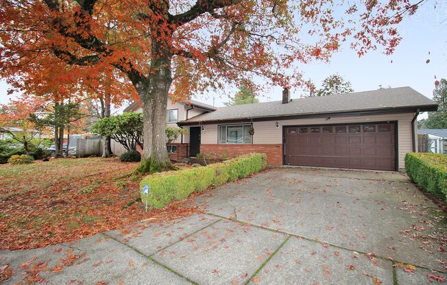 Fabulous Centennial Mid-Century Modern 4 Bed/2.5 Bath Split-Level Home!