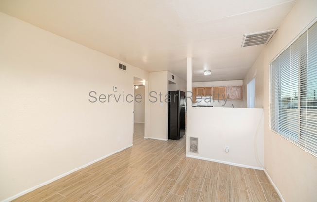 2226 E PUEBLO AVE