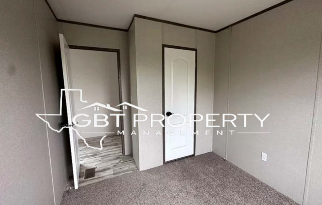 4 beds, 2 baths, $1,545