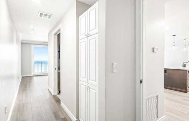 2 beds, 2 baths, $4,125, Unit # 803