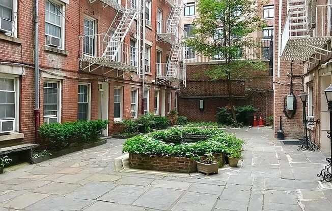 Studio, 1 bath, $3,195, Unit F41