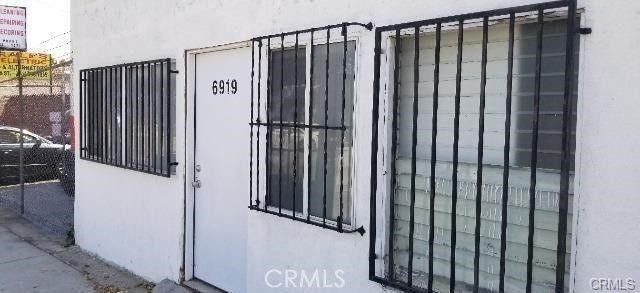 6919 N FIGUEROA ST