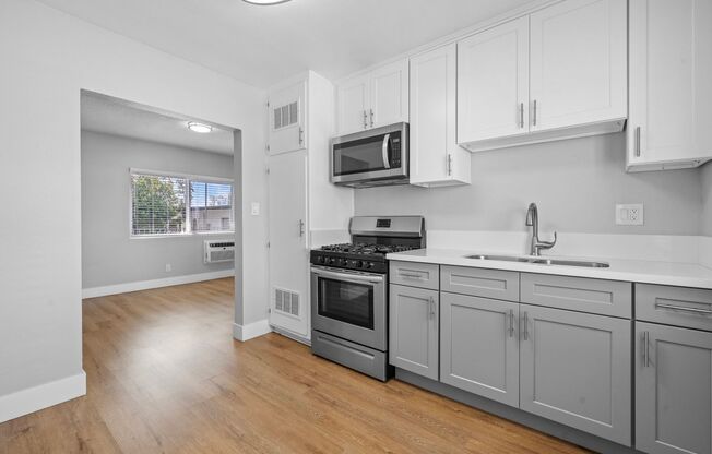 Colima Apartments
