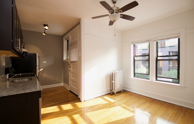628 STRATFORD