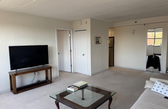 1 bed, 1 bath, 613 sqft, $2,550, Unit 604