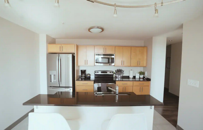 1 bed, 1 bath, 711 sqft, $1,510, Unit 608