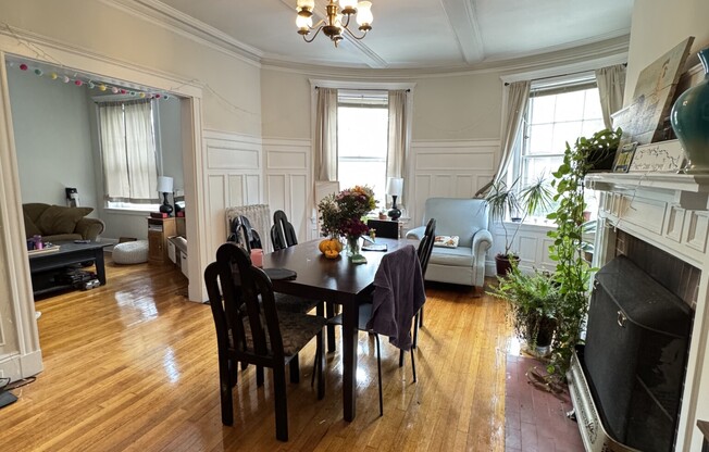 104 STRATHMORE RD