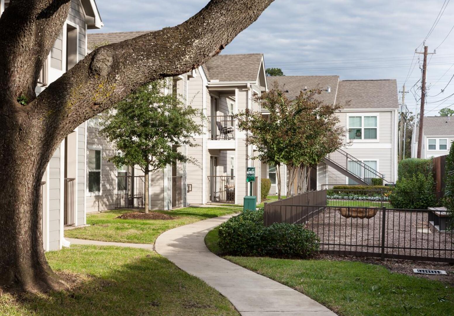 Reserve at Garden Oaks