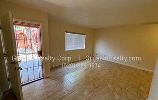 2 beds, 1 bath, 900 sqft, $1,250