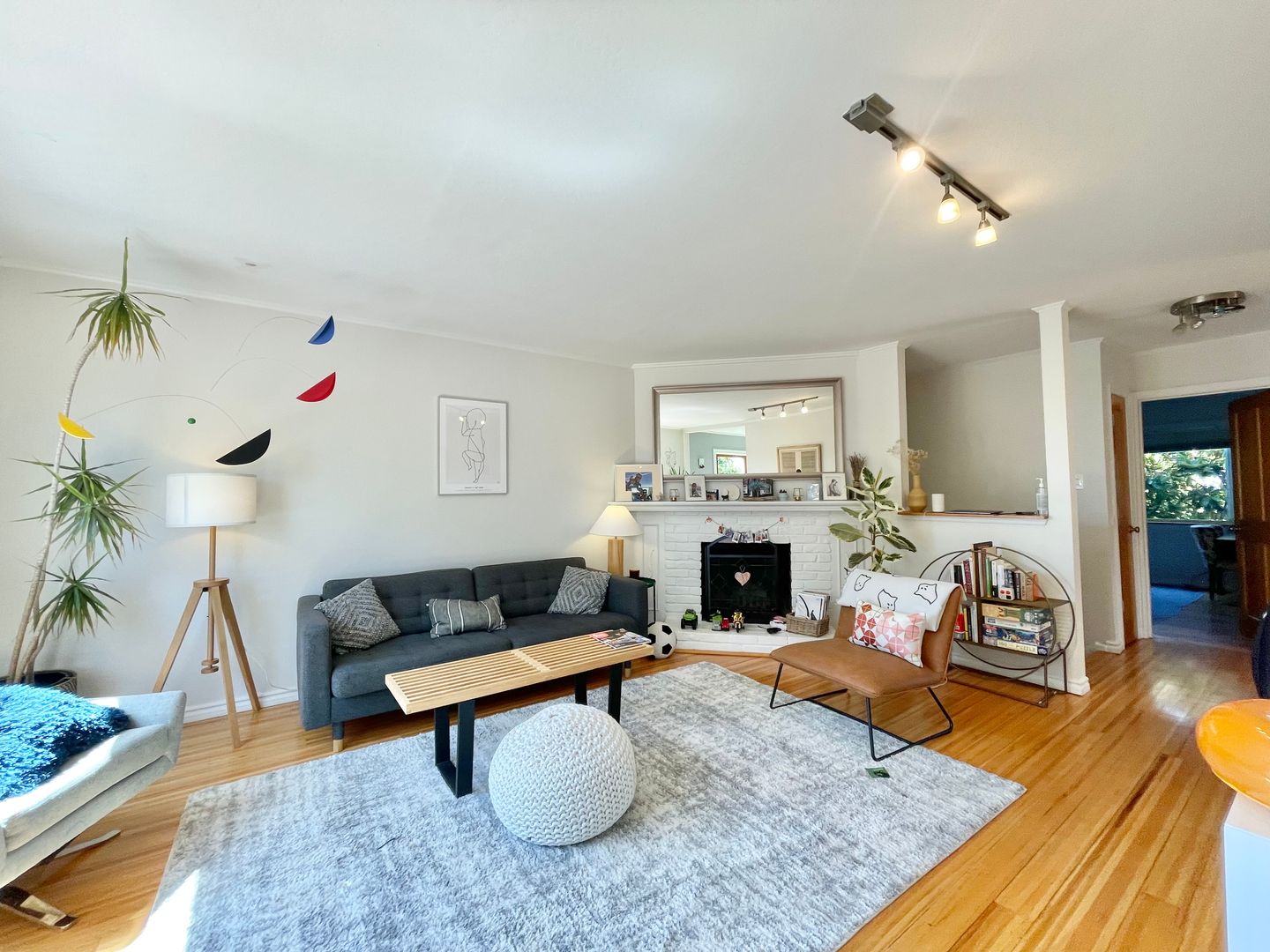 Bernal Hts. Spacious, Beautiful, Remodeled 3BR/2BA Home with Amazing Views, Deck!  PROGRESSIVE!