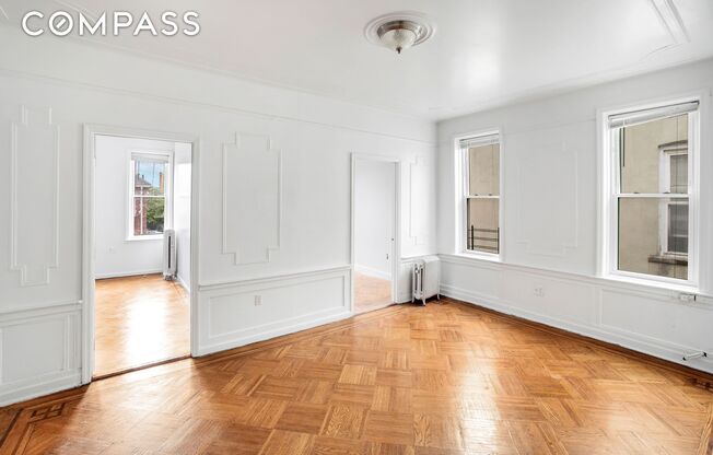 361 E 54 ST