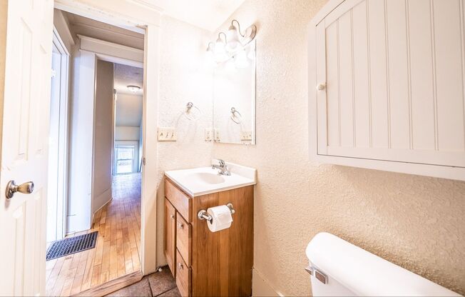2 beds, 1.5 baths, 1,050 sqft, $1,399, Unit 1226