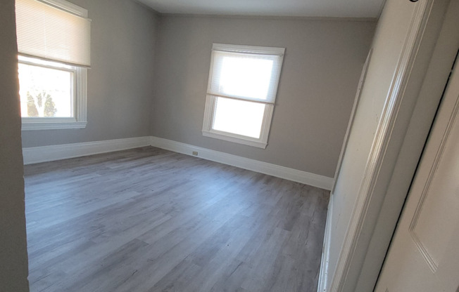 Spacious 2 Bedroom Apartment Steps from XU!