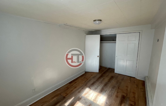 1410 EDISON AVE