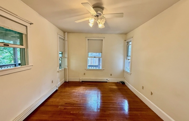 39 NEWTONVILLE AVE