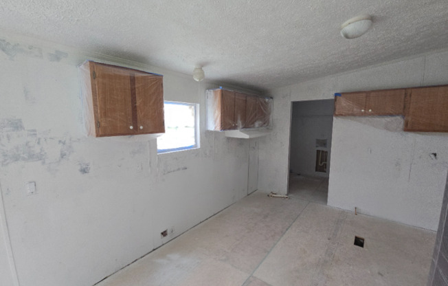 1528 GREENPACK PKWY