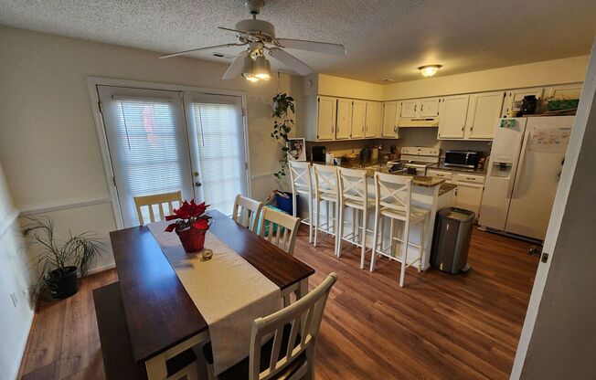 Charming 3 bed 2 and a half bath near VB Oceanfront!