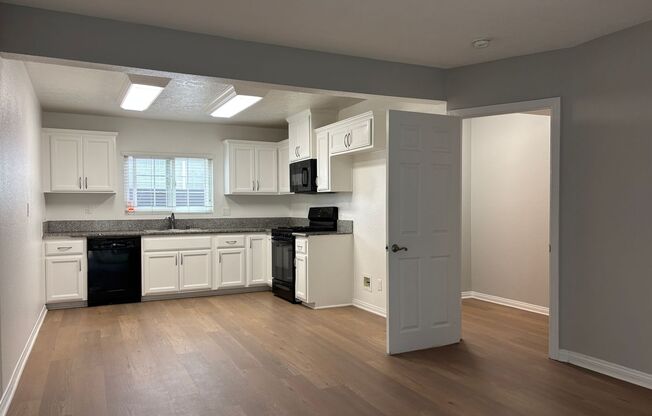 2 beds, 2 baths, 1,000 sqft, $2,675, Unit 227-42
