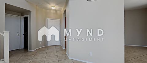 2121 N 29 PL