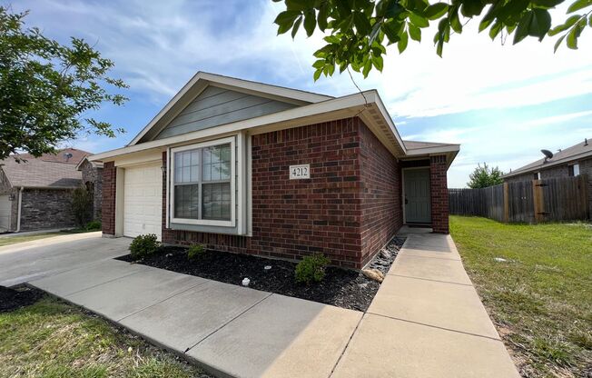Fort Worth Texas Homes for Rent "Lake Worth ISD"