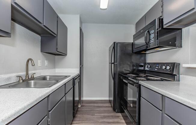 1 bed, 1.5 baths, 714 sqft, $1,169