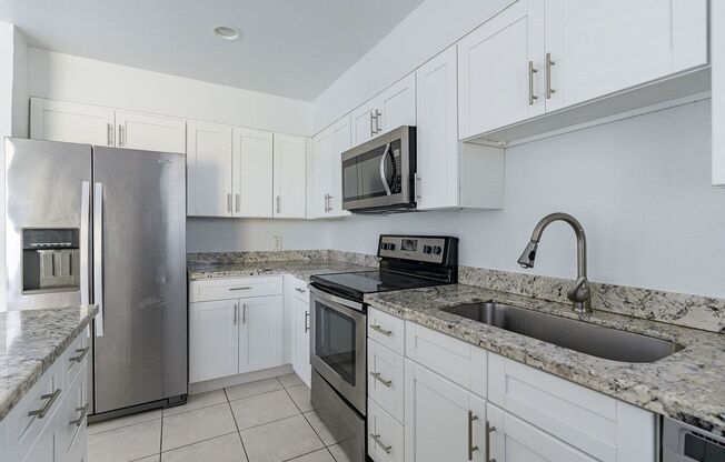 3 beds, 2.5 baths, $2,250