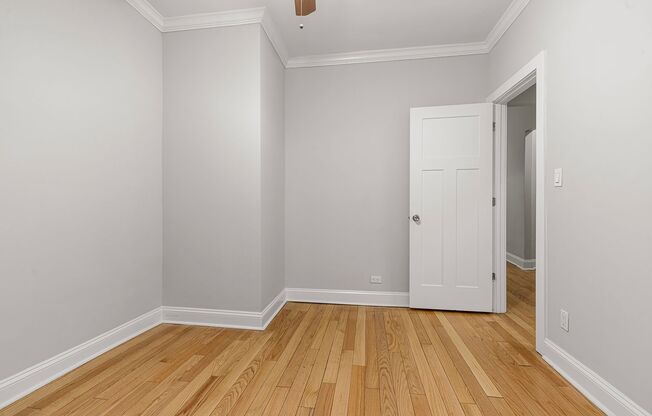 2 beds, 1 bath, 569 sqft, $2,200, Unit 6110-1W