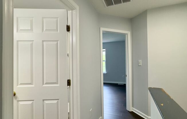Charming 3 Bedroom/2 Bathroom Apartment in Windsor Mill Community, MD!