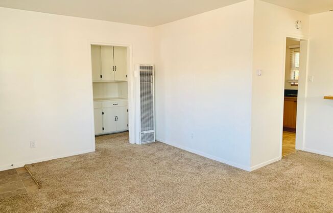 2BD/1BA PACIFIC BEACH HOUSE LESS THAN 5 BLOCKS TO THE BEACH! ONLY $3,495/mo!