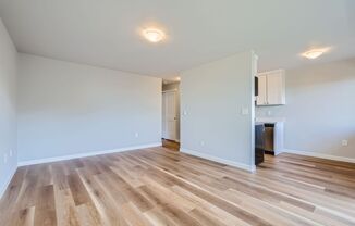 1 bed, 1 bath, $2,095, Unit 32