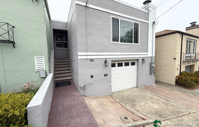 Fully Remodeled 2-Bedroom, 1-Bathroom Home with Panoramic City & Ocean Views in Daly City