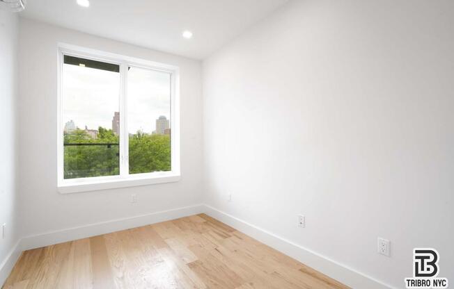13 N ELLIOTT PL