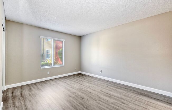 2 beds, 2 baths, $2,495, Unit 43