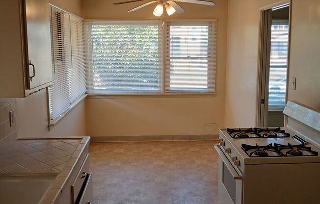 1 bed, 1 bath, $1,825, Unit 835