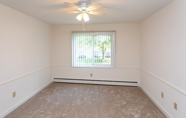 2 beds, 1 bath, 975 sqft, $1,450, Unit 2700-237