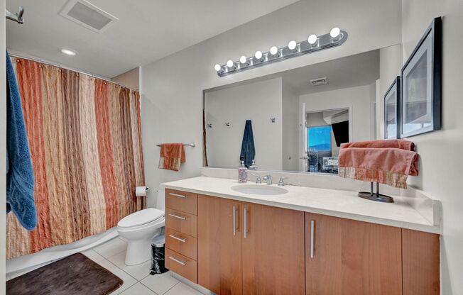 1 bed, 1 bath, $1,925, Unit # 811