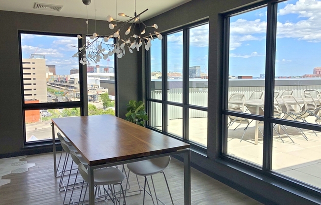 3 beds, 2 baths, 1,087 sqft, $6,000, Unit 329