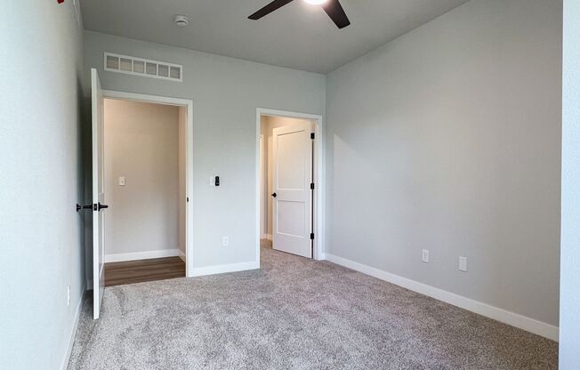 2 beds, 2 baths, 1,003 sqft, $2,400, Unit SC 1408-214