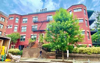 Logan/Dupont 1BR 1BA unit with hardwood floors, W/D and a balcony!