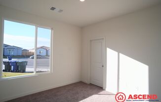 4 beds, 2 baths, $2,500