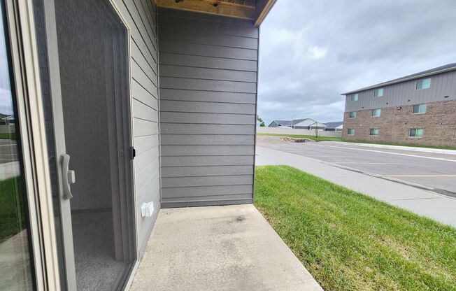 1 bed, 1 bath, 756 sqft, $1,025, Unit 3520 107