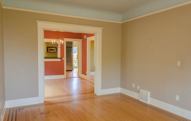 4Bd/2.75Ba Seattle House