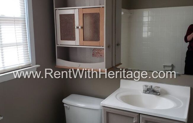 3 beds, 1 bath, $1,450