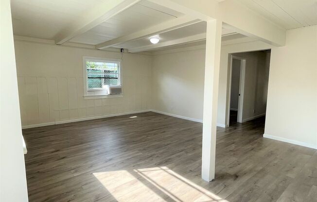 Newly renovated 2 + 2 in Mar Vista/Palms