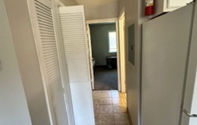 1 bed, 1 bath, 400 sqft, $1,350, Unit Unit 128