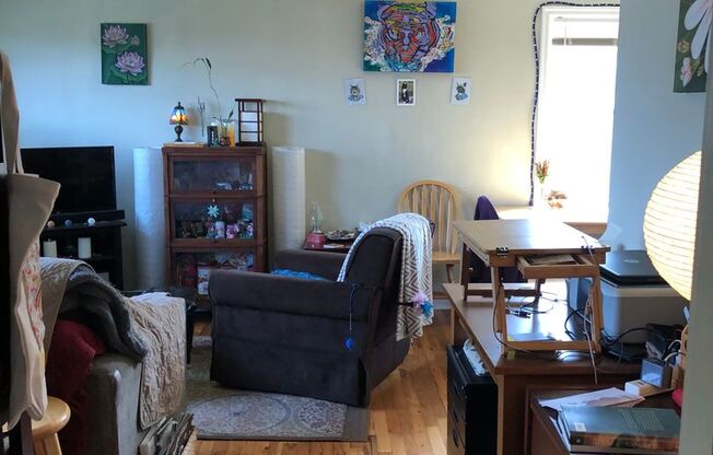 Charming N. Portland Apartment located in the Piedmont Neighborhood!