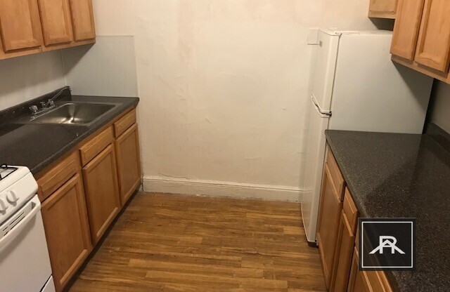 1812 COMMONWEALTH AVE