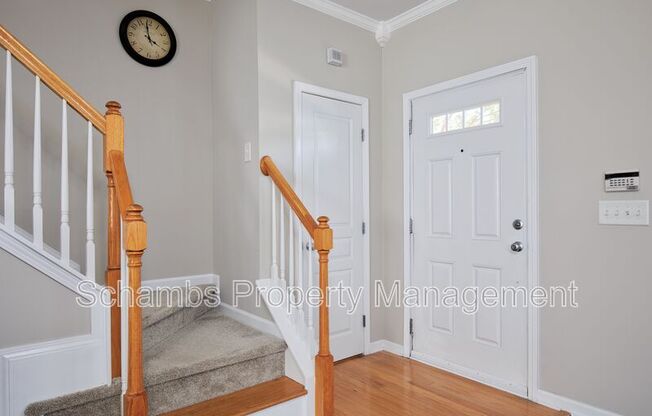 512 COLWICK LN