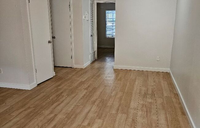 1 bed, 1 bath, 700 sqft, $1,054, Unit ELP2202-146